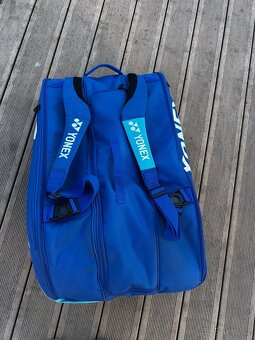 Prodám yonex tenisový bag na 12 raket - 2