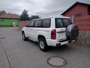 Nissan Patrol Safari 4x4,R6 4,8 Benzin, 180 kW,manuál, Nový - 2