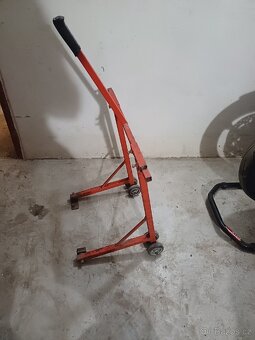 Prodám motostojany stavitelné - 2