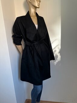 Trenckot novy s visačkou Reserved 42/44 - 2