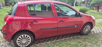 Renault Clio, objem 1,2 barva červená - 2
