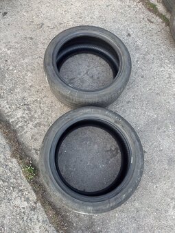 275/40 r20 - 2