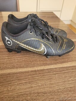 Prodám dětské kopačky Nike vel.33 - 2