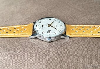 Československé Mechanické Retro Vintage hodinky PRIM Datumat - 2