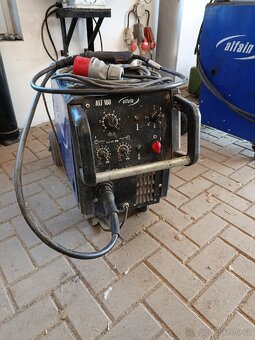 Svářečka co2 - 2