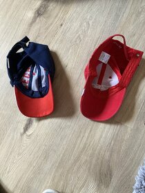 hokejové kšiltovky - 2