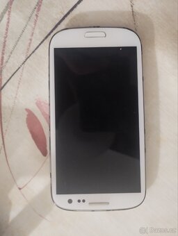 Mobil Samsung gt 19300 - 2