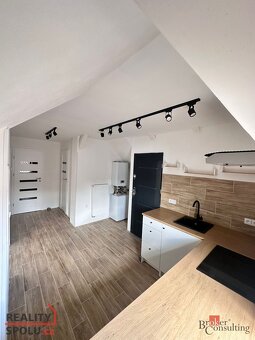 Pronájem, byty/2+1, 60 m2, Nábřeží Julia Fučíka 40, 50351 Ch - 2