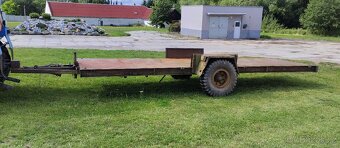 Kára za traktor. - 2
