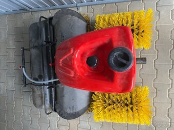 Zametací kartáč Vari - 2