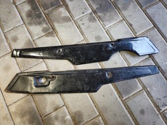 Boční plechy, kryty na moped BABETTA 207 - 2