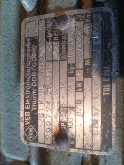 elektromotor s prevodovkou - 2