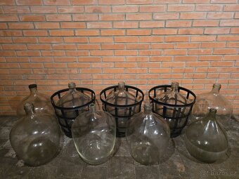 Demizony od vina - 2