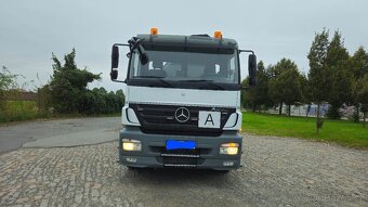 Hákový nosič kontejnerů s hyd. rukou Mercedes AXOR - 2