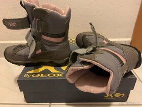 Zimní nepromokavé boty značky Geox - 2
