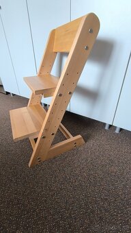 Rostoucí dětská židle - 2