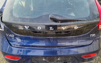 Volvo v40,2.0i,90kw,2016,70tkm,6kvalt,klima - 2