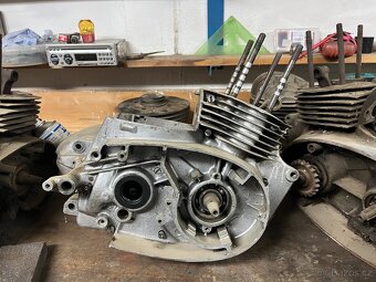 polo-motor JAWA 250/353 - 2