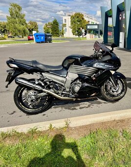 Kawasaki Zzr 1400 - 2