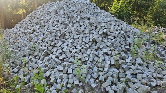 Žulové dlažební kostky - 2