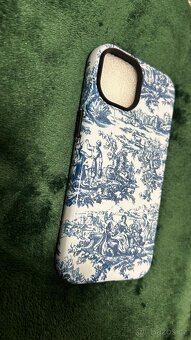 Modrobílý obal na iPhone 13/14 - 2