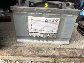 Autobaterie 72Ah 640A - 2