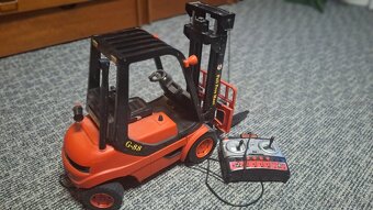 Retrohračky - vysokozdvižný vozík - 2