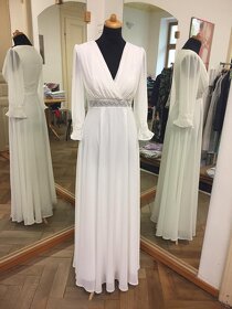Svatební šaty s rukávem v boho stylu - 2