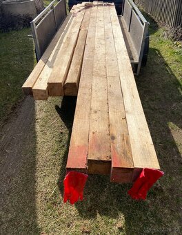 Suché smrkové trámy - 2