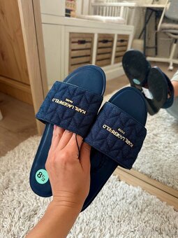 LETNÍ TMAVĚ MODRÉ PANTOFLE / SANDÁLKY KARL LAGERFELD - 2