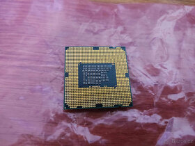 Intel Pentium G860 - 2