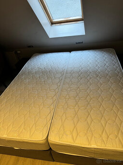 2x boxspring i s matrací - 2