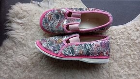 divci papucky zn. C&A vel. 27 - 2
