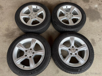 Mercedes ALU R16 + letní gumy Michelin na MB 203 / 209 - 2