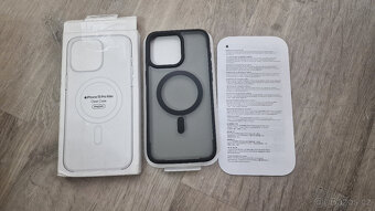 Apple průhledný kryt s MagSafe na iPhone 15 Pro Max - 2