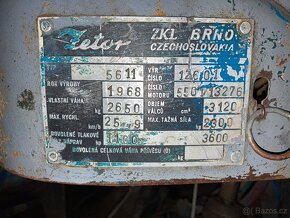 Traktor Zetor - 2