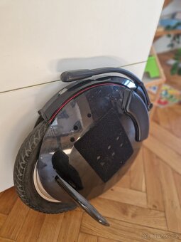 Inmotion jednokolka v 10f - 2
