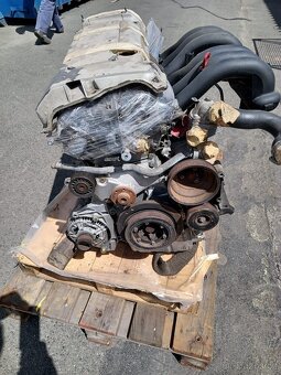 Mercedes Benz E320 W124 MOTOR 104992 - 2