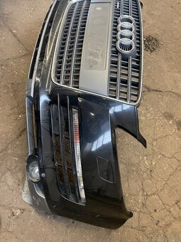 Přední nárazník Audi Q7 kompletní - 2