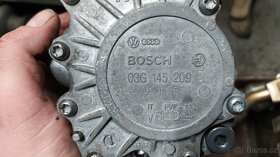 Audi A6 C6 4f příslušenství motoru - 2