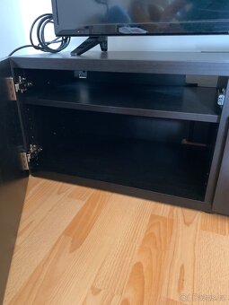 Tv stolek ikea - 2