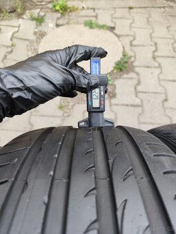 Letní pneu 235/40/18 - 2