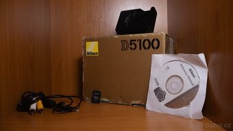 Nikon D5100 + 2 objektivy a příslušenství - 2