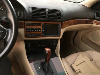 BMW e39 - interiér - 2