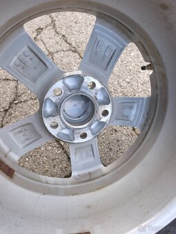 Alu kola 5x114,3 r16 na Hyundai IONIQ zimní pneu 205/60 r16 - 2