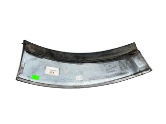 Lem blatníku pravý zadní šedá LZ7S Audi Q7 4L FL  2015 - 2
