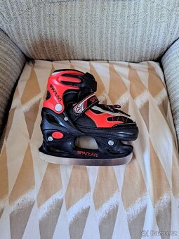 BRUSLE SPARTAN,VELIKOST 30,V PĔKNÉM STAVU - 2