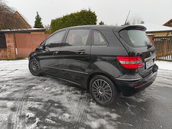 Mercedes-Benz B 200 benzín r.v 2005 elegance - 2