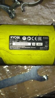 Akumulátorová vrtačka a flexa Ryobi One+ 18V - 2
