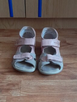 Dívčí celokožené sandále Sante v.32 - 2